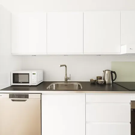 Fantastic 2-bed With Balcony Odense